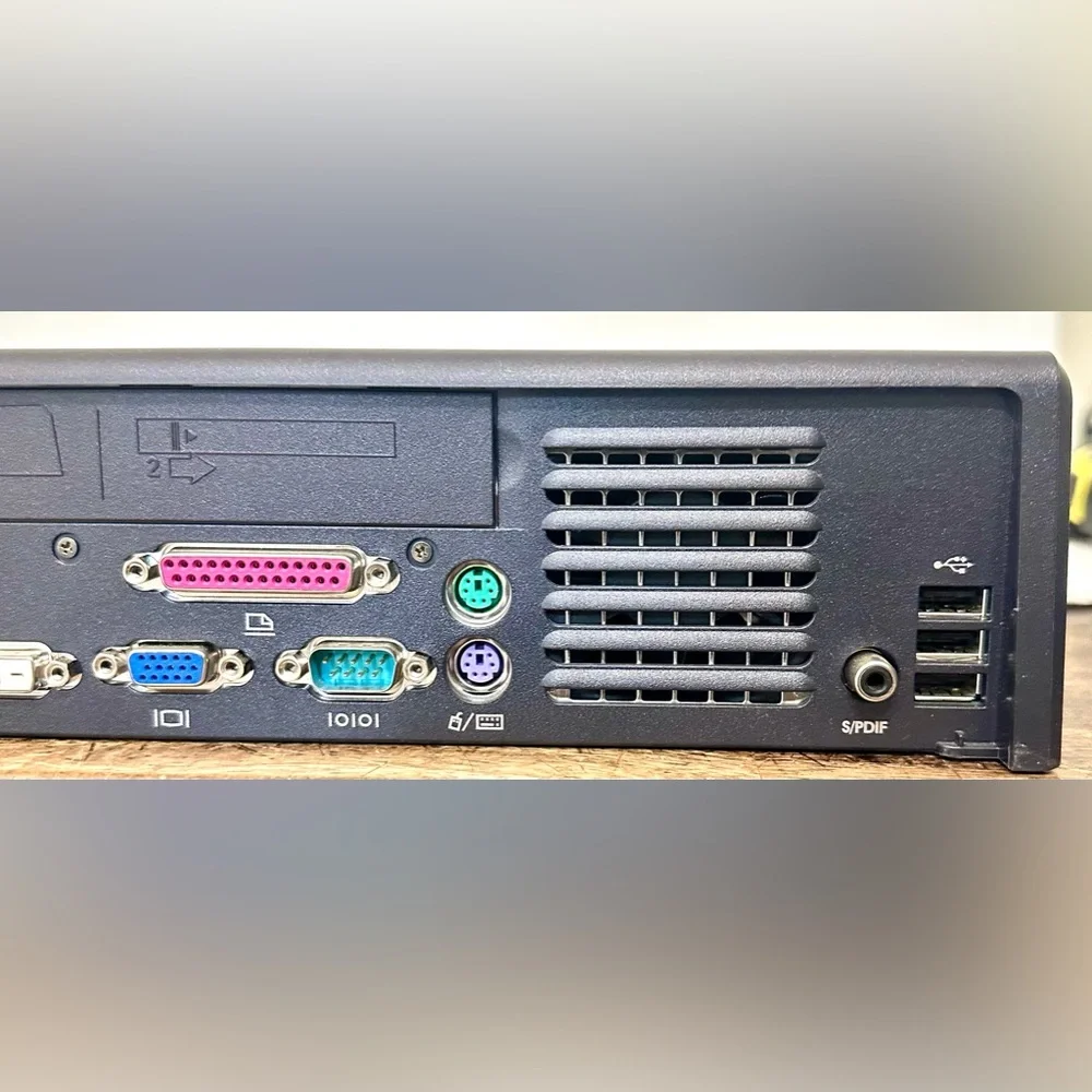 Dell HD026 PD01X D/Dock Docking Station Port Replicator Latitude D-Series